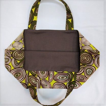 <span style="color: #ff6347; font-style: bold;">【売切】</span><br>160<br>アフリカ布の<br>エコバッグ（大） <br>ブラウン＆ライトグリーン - 画像 (2)