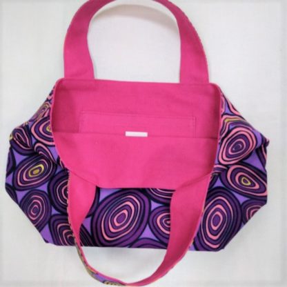 <span style="color: #ff6347; font-style: bold;">【売切】</span><br>071アフリカ布のトートバッグ<br>中<br>ピンク＆パープル - 画像 (2)