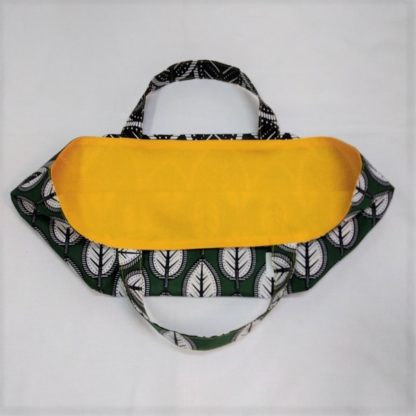 <span style="color: #ff6347; font-style: bold;">【売切】</span><br>154<br>アフリカ布の<br>エコバッグ<br>グリーンリーブス - 画像 (2)