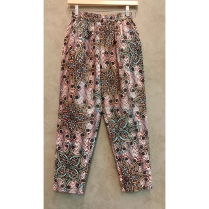 <span style="color: #ff6347; font-style: bold;">【売切】</span><br>069<br>アフリカ布の<br>タックパンツ<br>light_pink