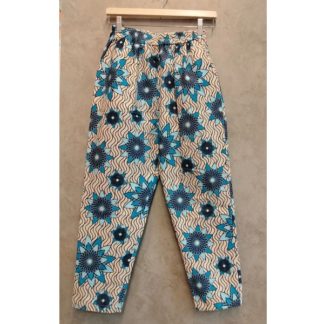 <span style="color: #ff6347; font-style: bold;">【売切】</span><br>065<br>アフリカ布の<br>タックパンツ<br>flower