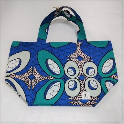 <span style="color: #ff6347; font-style: bold;">【売切】</span><br>144<br>アフリカ布の<br>エコバッグ（大） <br>ブルー＆グリーン