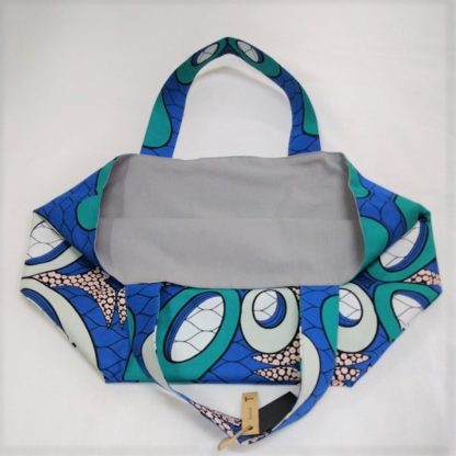 <span style="color: #ff6347; font-style: bold;">【売切】</span><br>144<br>アフリカ布の<br>エコバッグ（大） <br>ブルー＆グリーン - 画像 (2)