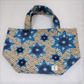<span style="color: #ff6347; font-style: bold;">【売切】</span><br>142<br>アフリカ布の<br>エコバッグ（大） <br>ブルーフラワー