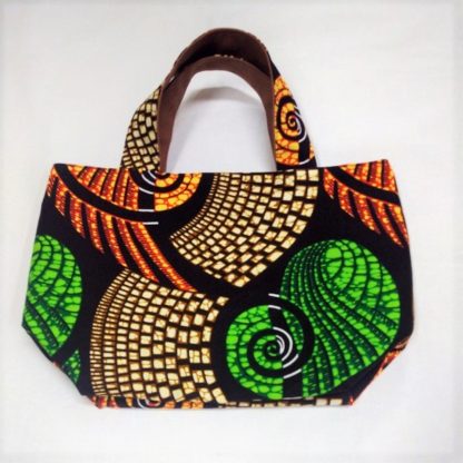 <span style="color: #ff6347; font-style: bold;">【売切】</span><br>063アフリカ布のトートバッグ<br>中<br>ブラウン＆グリーン