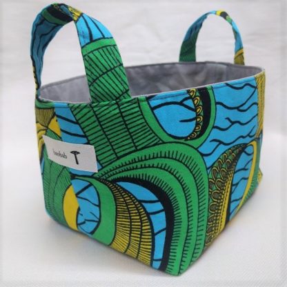 <span style="color: #ff6347; font-style: bold;">【売切】</span><br>133<br>アフリカ布で作った小物入れ（小）<br>ブルー＆イエロー - 画像 (2)