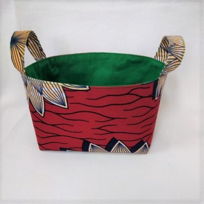 <span style="color: #ff6347; font-style: bold;">【売切】</span><br>125<br>アフリカ布で作った小物入れ（小）<br>レッド