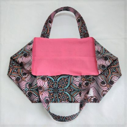 <span style="color: #ff6347; font-style: bold;">【売切】</span><br>132<br>アフリカ布の<br>エコバッグ（大） <br>ピンクフラワー - 画像 (2)