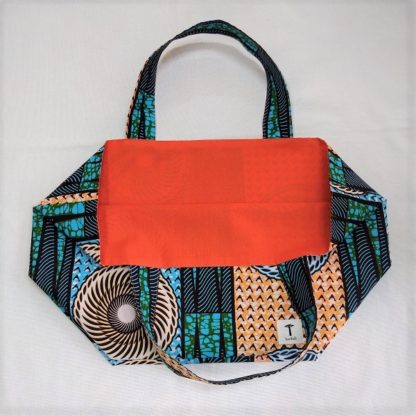 <span style="color: #ff6347; font-style: bold;">【売切】</span><br>130<br>アフリカ布の<br>エコバッグ（大） <br>ブルー＆オレンジサークル - 画像 (2)