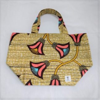 <span style="color: #ff6347; font-style: bold;">【売切】</span><br>129<br>アフリカ布の<br>エコバッグ（大） <br>ピンク＆イエロー