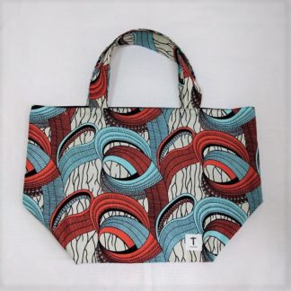 <span style="color: #ff6347; font-style: bold;">【売切】</span><br>124<br>アフリカ布の<br>エコバッグ（大） <br>レッド＆ライトブルー