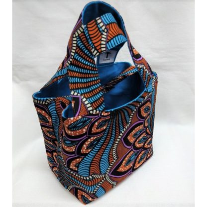 <span style="color: #ff6347; font-style: bold;">【売切】</span><br>058アフリカ布のトートバッグ<br>小<br>ブルー＆ブラウン - 画像 (2)