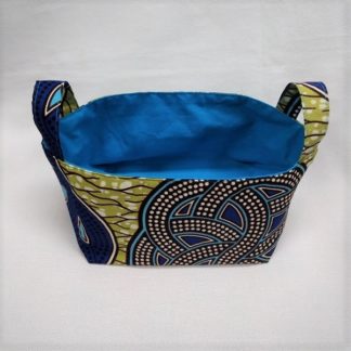 <span style="color: #ff6347; font-style: bold;">【売切】</span><br>119<br>アフリカ布で作った小物入れ（小）<br>ブルー
