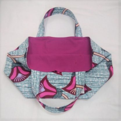 <span style="color: #ff6347; font-style: bold;">【売切】</span><br>122<br>アフリカ布の<br>エコバッグ（大） <br>ピンク＆ライトブルー - 画像 (2)