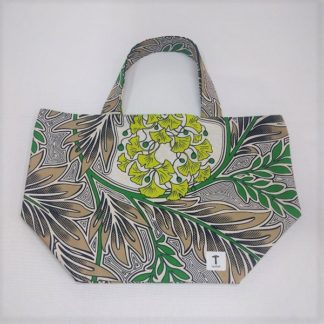 <span style="color: #ff6347; font-style: bold;">【売切】</span><br>118<br>アフリカ布の<br>エコバッグ（大） <br>グリーンリーブス