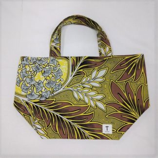 <span style="color: #ff6347; font-style: bold;">【売切】</span><br>110<br>アフリカ布の<br>エコバッグ（大） <br>イエローリーブス