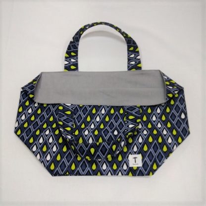 <span style="color: #ff6347; font-style: bold;">【売切】</span><br>103<br>アフリカ布の<br>エコバッグ（大） <br>ネイビーレイン - 画像 (2)