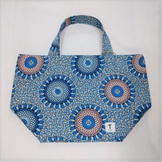 <span style="color: #ff6347; font-style: bold;">【売切】</span><br>294<br>アフリカ布の<br>エコバッグ(大) <br>ライトブルー