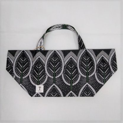 <span style="color: #ff6347; font-style: bold;">【売切】</span><br>290<br>アフリカ布の<br>エコバッグ<br>ブラックリーブス