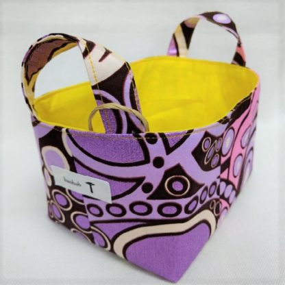 <span style="color: #ff6347; font-style: bold;">【売切】</span><br>118<br>アフリカ布で作った小物入れ（小）<br>ピンク＆パープル - 画像 (2)