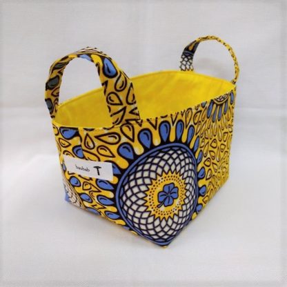 <span style="color: #ff6347; font-style: bold;">【売切】</span><br>114<br>アフリカ布で作った小物入れ（小）<br>イエロー＆ブルーサークル - 画像 (2)