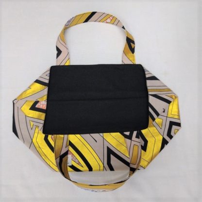 <span style="color: #ff6347; font-style: bold;">【売切】</span><br>274<br>アフリカ布の<br>エコバッグ（大） <br>グレー＆ゴールド - 画像 (2)