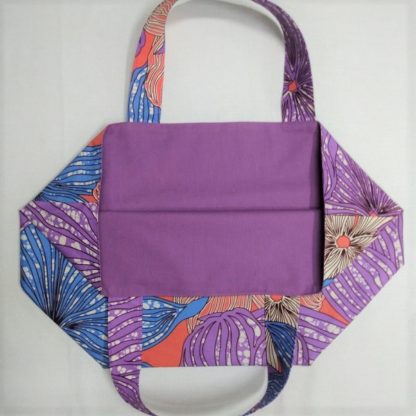 <span style="color: #ff6347; font-style: bold;">【売切】</span><br>268<br>アフリカ布の<br>エコバッグ（大） <br>レッド＆パープルフラワー - 画像 (2)