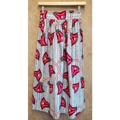 <span style="color: #ff6347; font-style: bold;">【売切】</span><br>052<br>アフリカ布の<br>スカート<br>blue