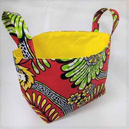 <span style="color: #ff6347; font-style: bold;">【売切】</span><br>111<br>アフリカ布で作った小物入れ（大）<br>レッドボタニカル - 画像 (2)