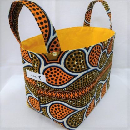 <span style="color: #ff6347; font-style: bold;">【売切】</span><br>107<br>アフリカ布で作った小物入れ（大）<br>オレンジ＆ブラウン - 画像 (2)