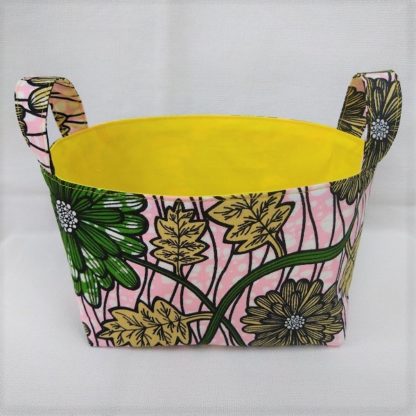 <span style="color: #ff6347; font-style: bold;">【売切】</span><br>106<br>アフリカ布で作った小物入れ（小）<br>ピンクボタニカル