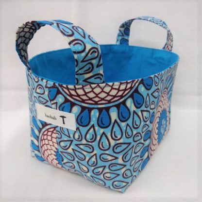 <span style="color: #ff6347; font-style: bold;">【売切】</span><br>103<br>アフリカ布で作った小物入れ（小）<br>ブルーサークル - 画像 (2)