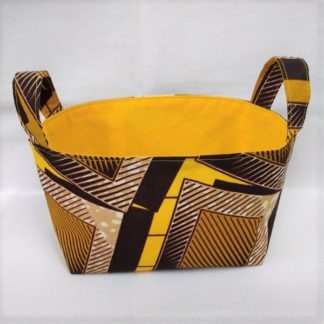 <span style="color: #ff6347; font-style: bold;">【売切】</span><br>102<br>アフリカ布で作った小物入れ(小)<br>イエロー&ブラック