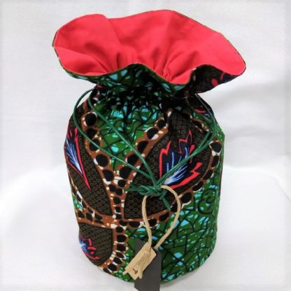 <span style="color: #ff6347; font-style: bold;">【売切】</span><br>030<br>ハネ付き丸底巾着<br>レッド＆グリーン