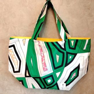 <span style="color: #ff6347; font-style: bold;">【売切】</span><br>263<br>アフリカ布の<br>エコバッグ（大）<br>グリーン＆ホワイト