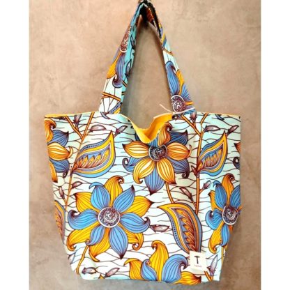 <span style="color: #ff6347; font-style: bold;">【売切】</span><br>256<br>アフリカ布の<br>エコバッグ（大）<br>ブルー＆イエローフラワー