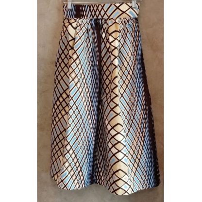 <span style="color: #ff6347; font-style: bold;">【売切】</span><br>031<br>アフリカ布の<br>スカート<br>lightblue