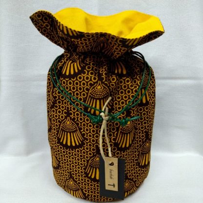 <span style="color: #ff6347; font-style: bold;">【売切】</span>027<br>ハネ付き丸底巾着<br>ブラウン＆イエロー