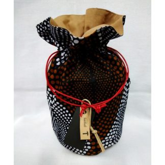 <span style="color: #ff6347; font-style: bold;">【売切】</span>023<br>ハネ付き丸底巾着<br>ブラウンドット