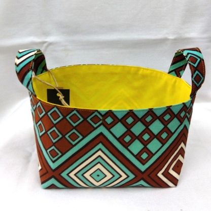 <span style="color: #ff6347; font-style: bold;">【売切】</span><br>290<br>アフリカ布で作った小物入れ（小）<br>チョコミント